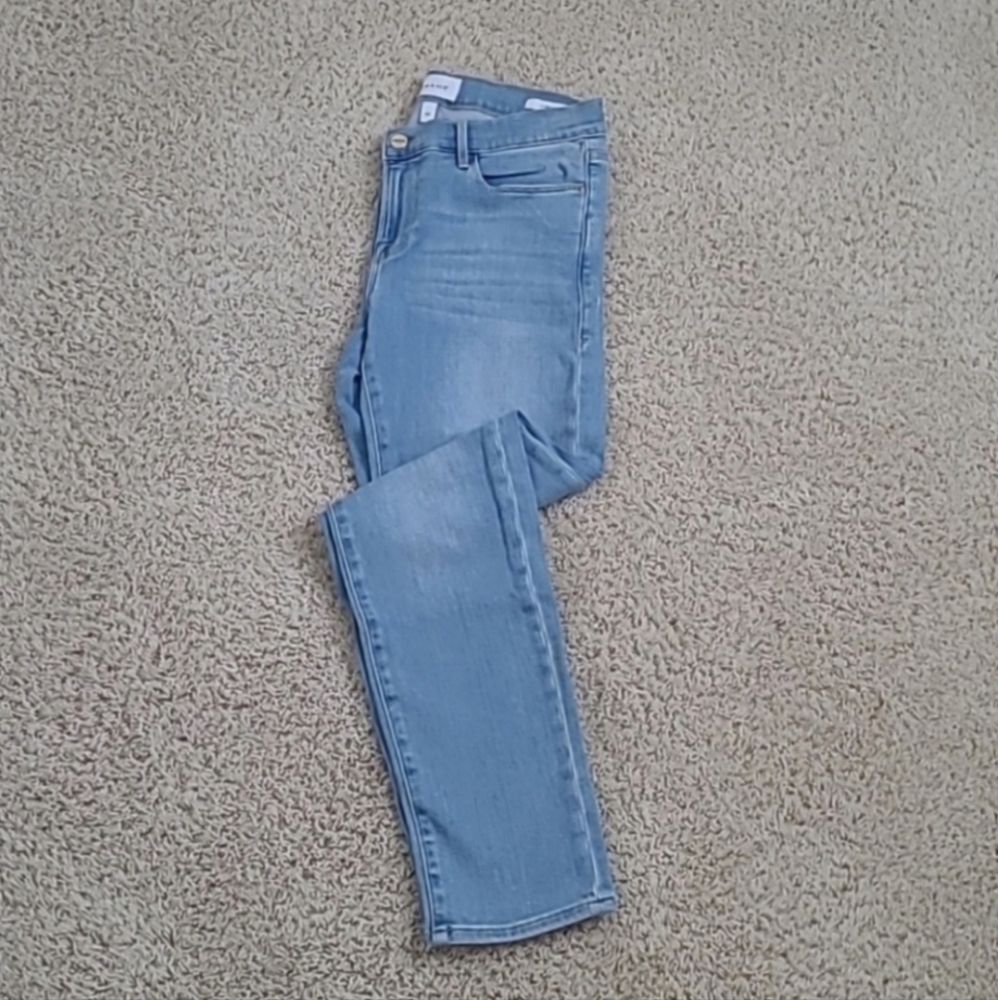 Frame Le Garcon Mid Rise Boyfriend Jean in Overturn Lightwash Denim 26
